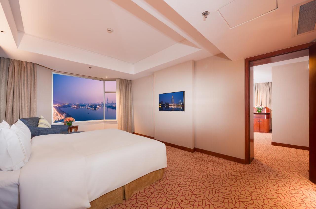 Shu Guang International Hotel Нанкин Экстерьер фото