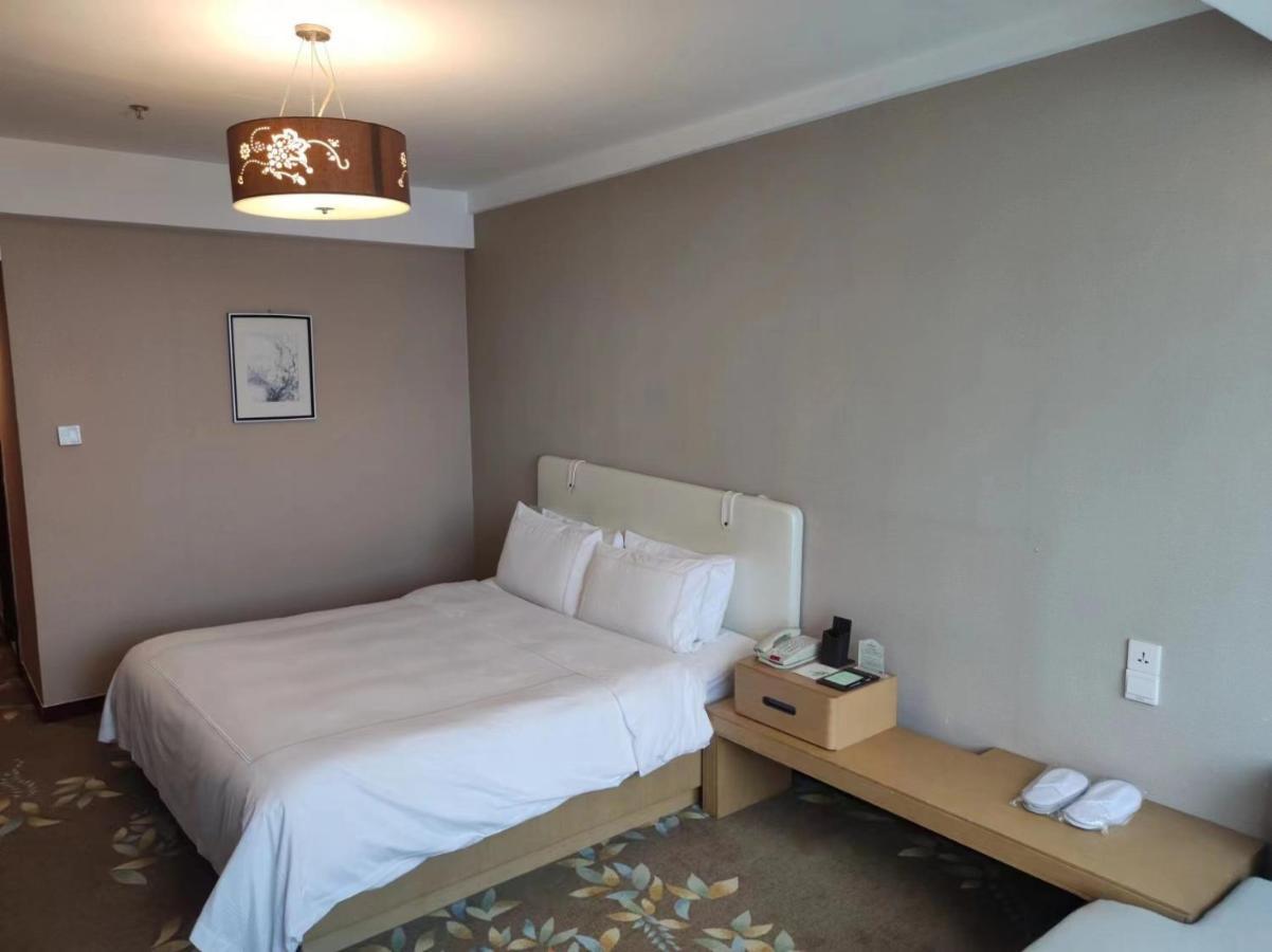 Shu Guang International Hotel Нанкин Экстерьер фото